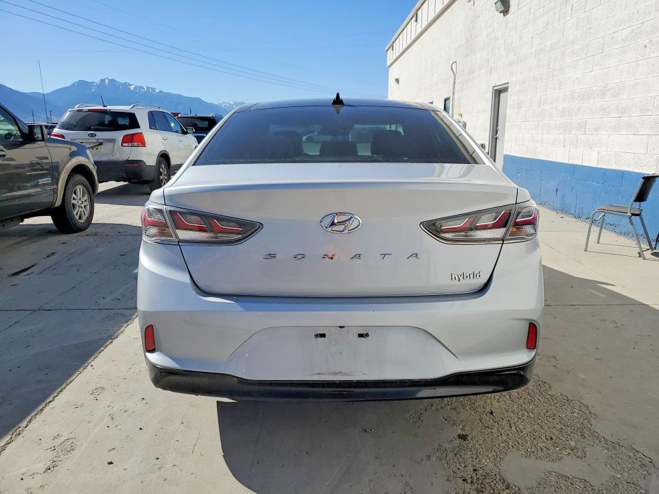 2019 Hyundai Sonata Hybrid მანქანა იყიდება აუქციონზე, vin: KMHE34L34KA092166, აუქციონის ნომერი: 53087756