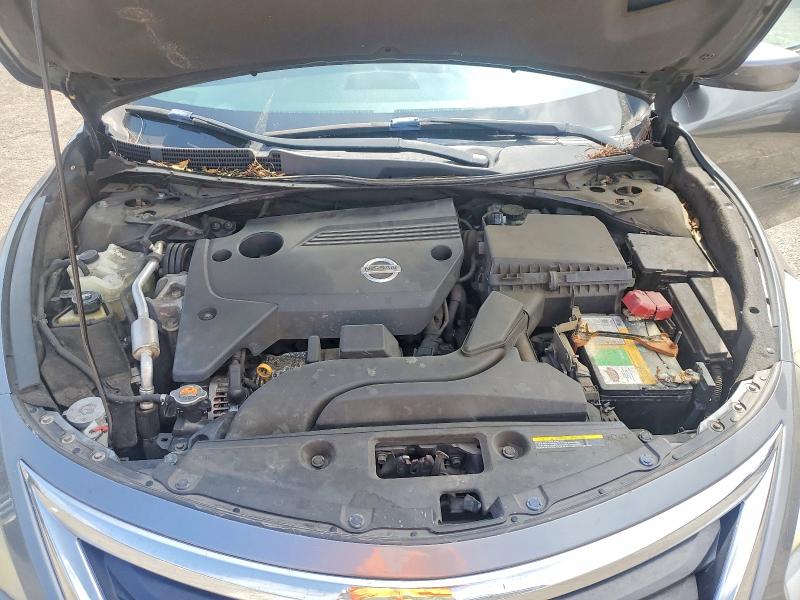Продаж на аукціоні авто 2015 Nissan Altima, vin: 1N4AL3AP4FC270242, номер лоту: 52949686