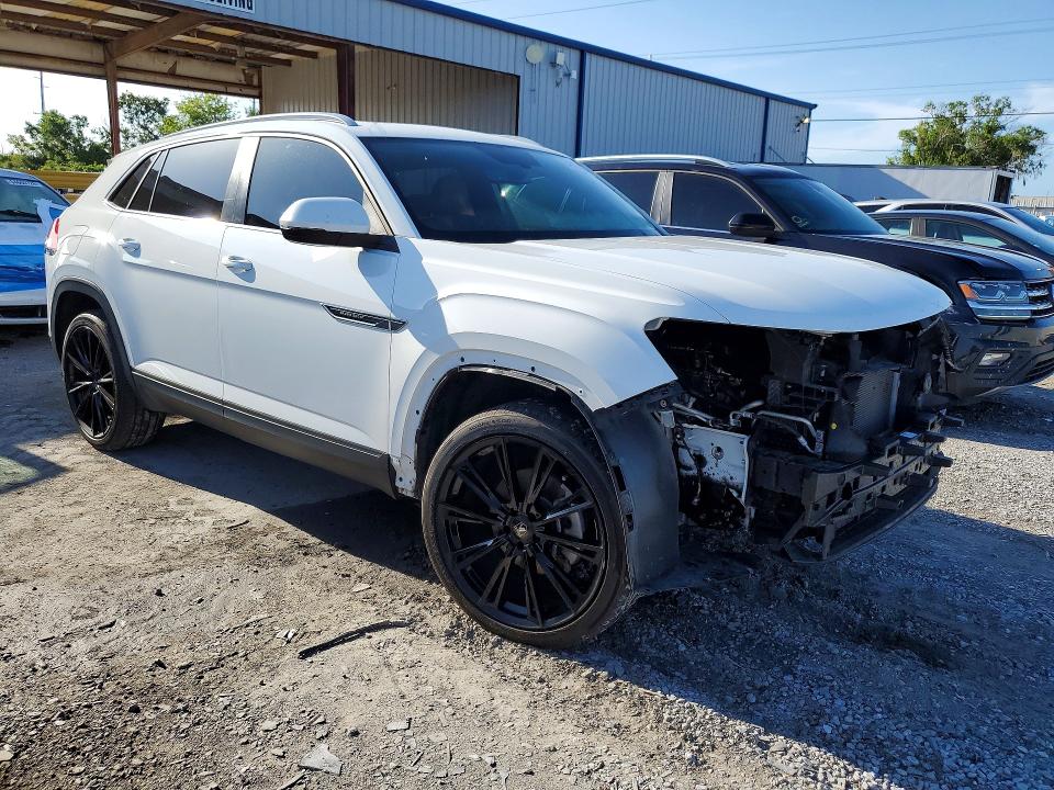 54516936 :رقم المزاد ، 1V26E2CA4LC220660 vin ، 2020 Volkswagen Atlas Cross Sport مزاد بيع