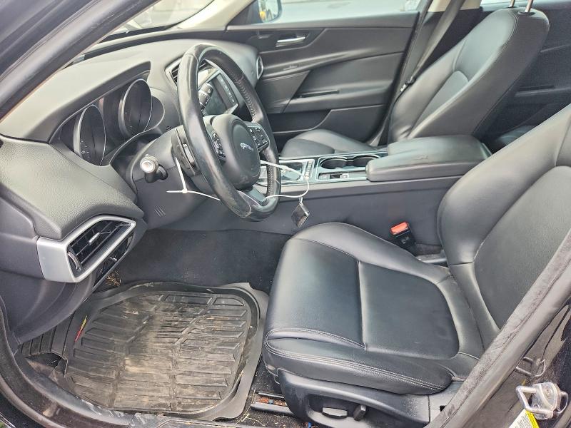 Продаж на аукціоні авто 2017 Jaguar Xe, vin: SAJAJ4BNXHA974898, номер лоту: 54696896