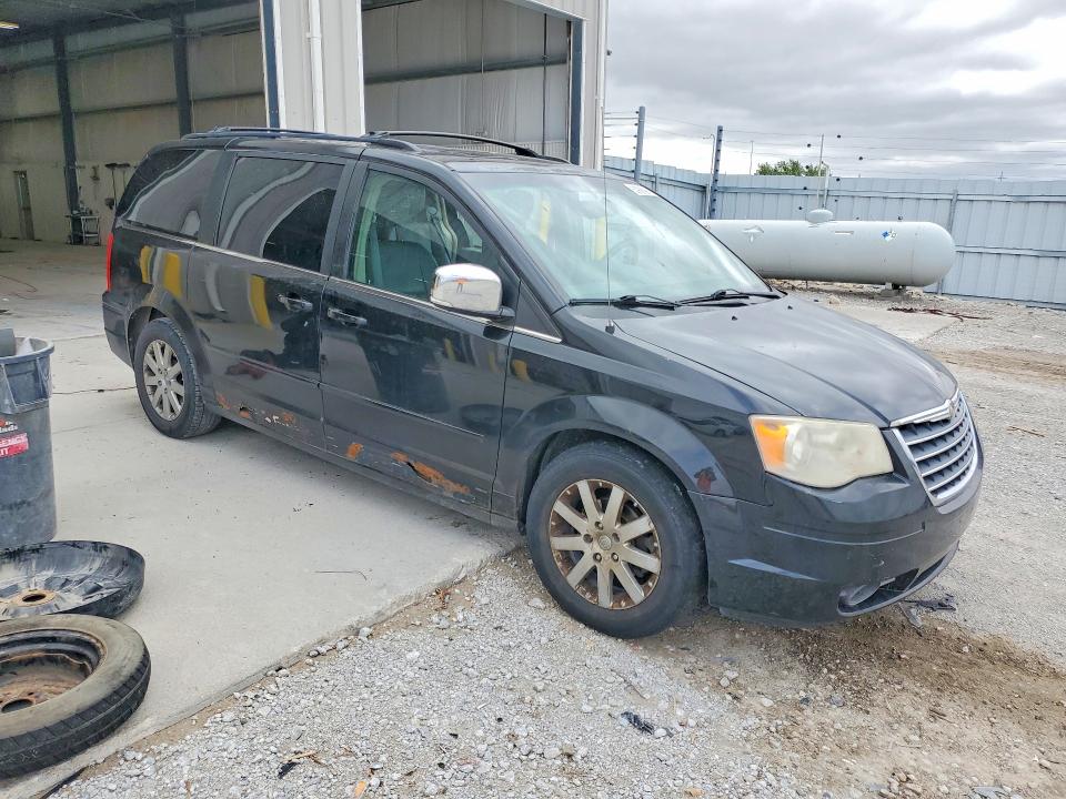 2008 Chrysler Town & Country მანქანა იყიდება აუქციონზე, vin: 2A8HR54P08R656206, აუქციონის ნომერი: 53906096