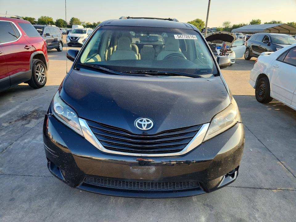 Продажа на аукционе авто 2012 Toyota Sienna, vin: 5TDKK3DC7CS253990, номер лота: 54772616