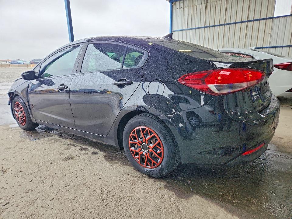 2018 Kia Forte მანქანა იყიდება აუქციონზე, vin: 3KPFK4A77JE250223, აუქციონის ნომერი: 52238336