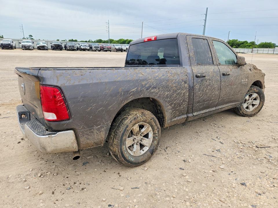53796106 :رقم المزاد ، 1C6RR6FG4NS170417 vin ، 2022 Ram 1500 Classic مزاد بيع