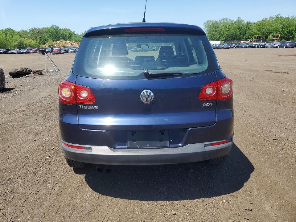 53027126 :رقم المزاد ، WVGAV7AX0BW553432 vin ، 2011 Volkswagen Tiguan مزاد بيع