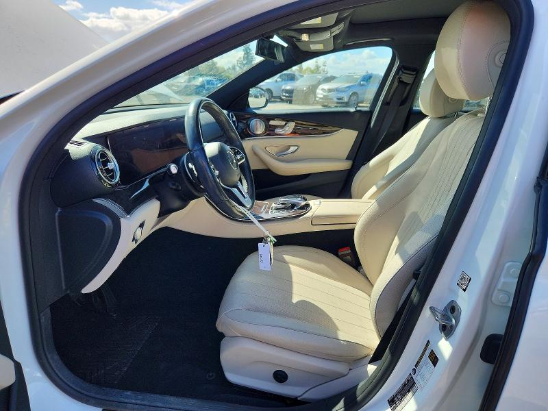 55433856 :رقم المزاد ، W1KZF8DB7LA824288 vin ، 2020 Mercedes-benz E مزاد بيع