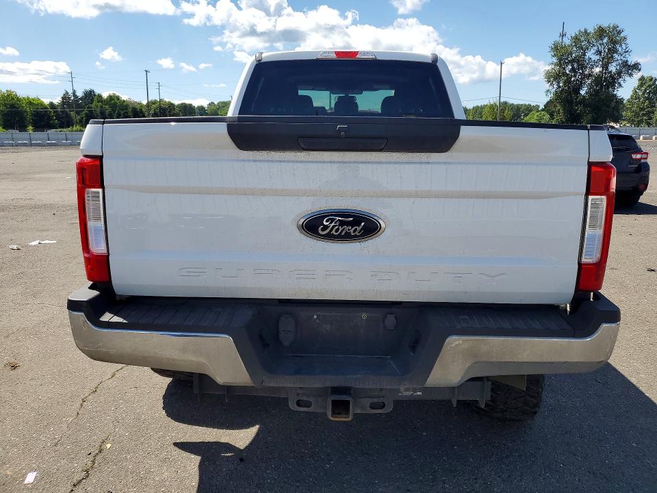 53943716 :رقم المزاد ، 1FT7W2BTXJEC43531 vin ، 2018 Ford F250 مزاد بيع