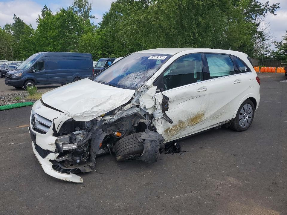 Auction sale of the 2016 Mercedes-benz B, vin: WDDVP9ABXGJ010650, lot number: 52914726