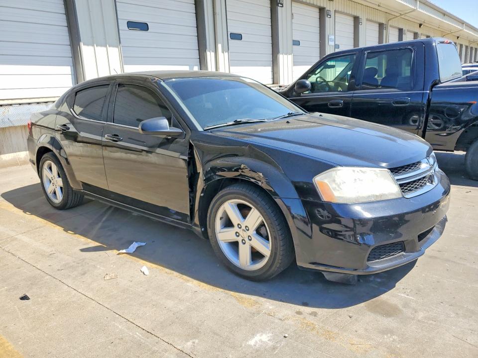 52814376 :رقم المزاد ، 1C3CDZAB7DN644517 vin ، 2013 Dodge Avenger مزاد بيع