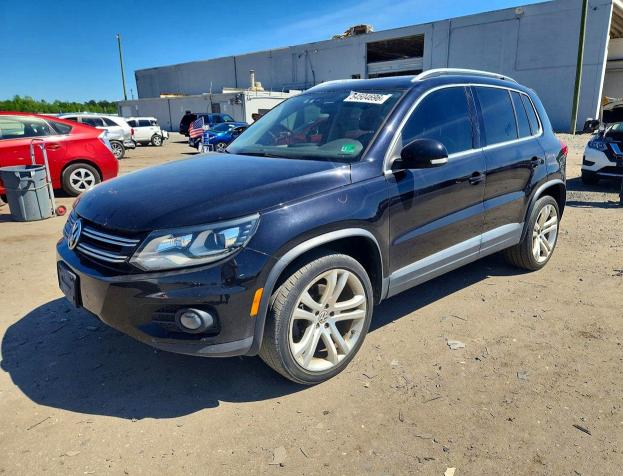 54504696 :رقم المزاد ، WVGBV7AX2DW556890 vin ، 2013 Volkswagen Tiguan مزاد بيع