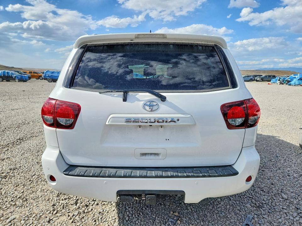 55380636 :رقم المزاد ، 5TDBY5G13JS162135 vin ، 2018 Toyota Sequoia مزاد بيع