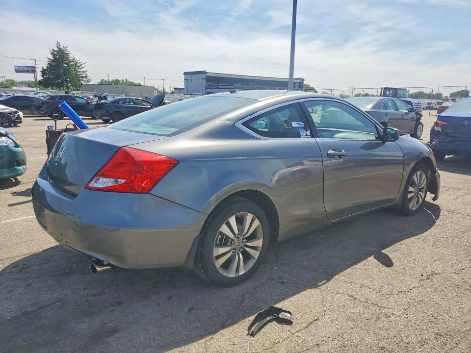 54799296 :رقم المزاد ، 1HGCS1B80BA001292 vin ، 2011 Honda Accord مزاد بيع