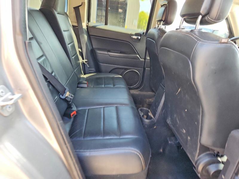 52198946 :رقم المزاد ، 1C4NJRFB7FD206854 vin ، 2015 Jeep Patriot مزاد بيع