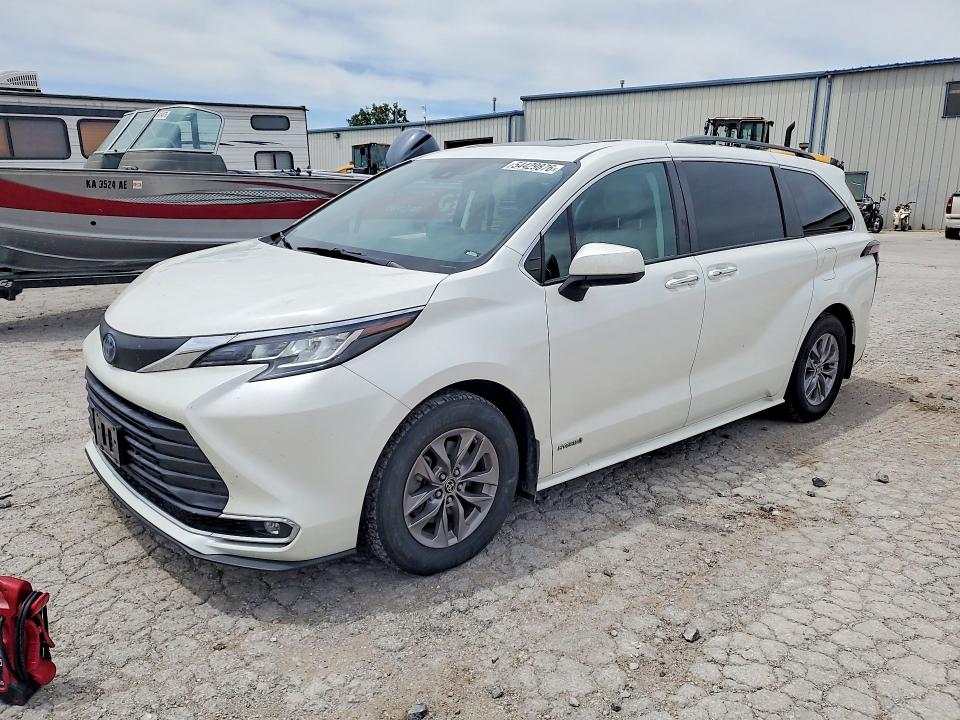 2021 Toyota Sienna მანქანა იყიდება აუქციონზე, vin: 5TDJSKFC5MS026348, აუქციონის ნომერი: 54429876
