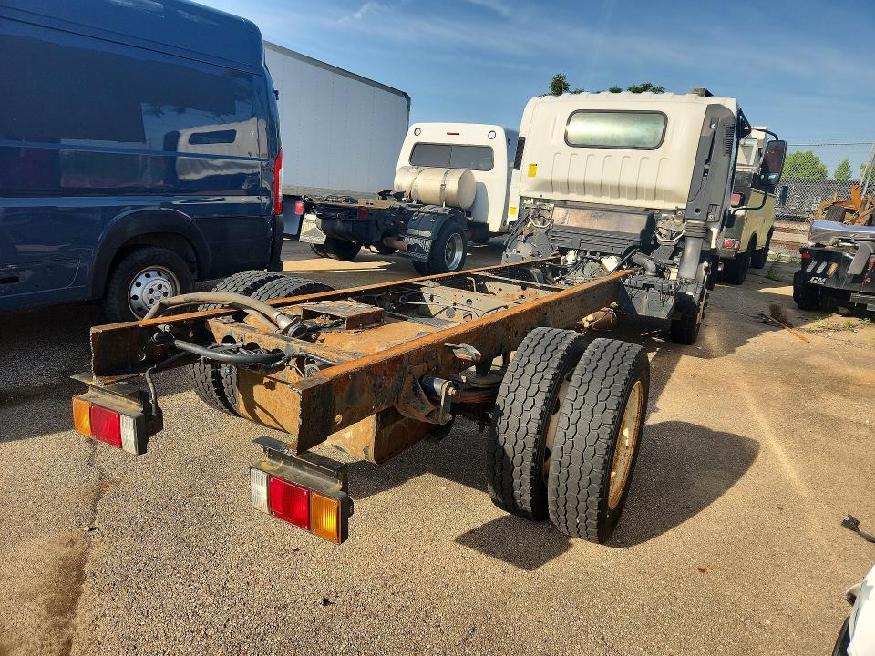 54773276 :رقم المزاد ، 54DC4W1B4JS811015 vin ، 2018 Isuzu Npr Hd مزاد بيع