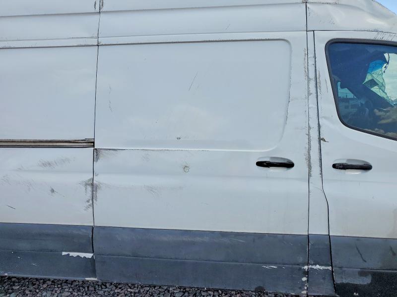 52264276 :رقم المزاد ، W1W40CHY1MT054669 vin ، 2021 Mercedes Benz Sprinter مزاد بيع