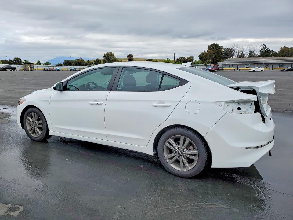 52755766 :رقم المزاد ، 5NPD84LF2JH300421 vin ، 2018 Hyundai Elantra مزاد بيع