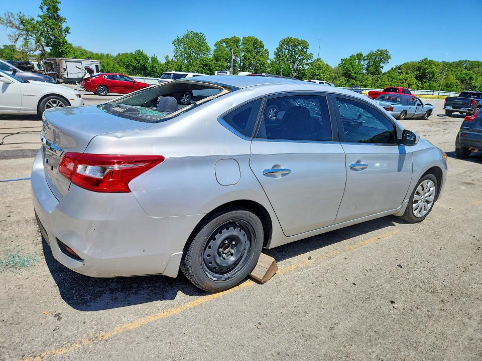 Продаж на аукціоні авто 2016 Nissan Sentra, vin: 3N1AB7AP4GY260987, номер лоту: 52843026