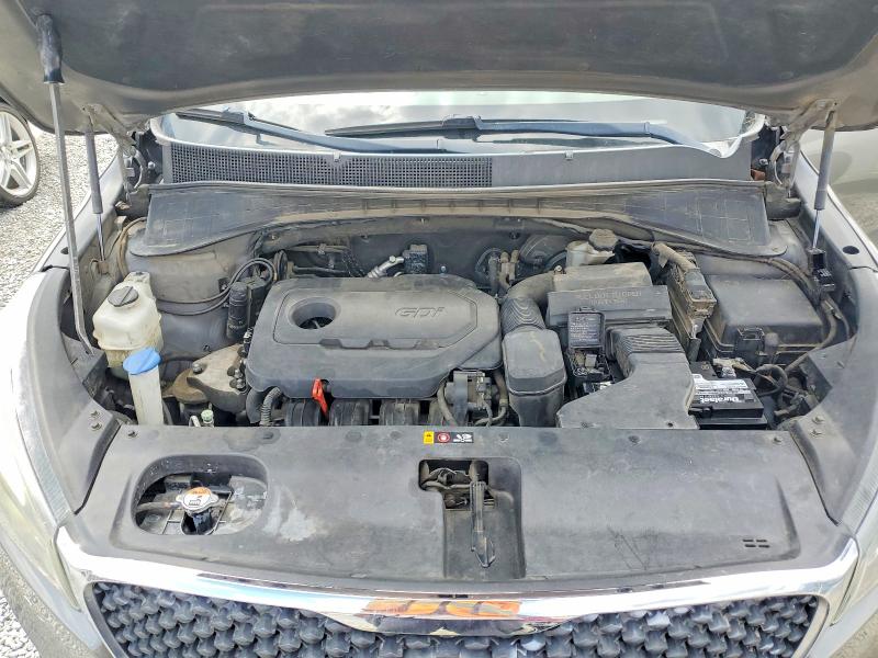 52424286 :رقم المزاد ، 5XYPG4A36HG245451 vin ، 2017 Kia Sorento مزاد بيع