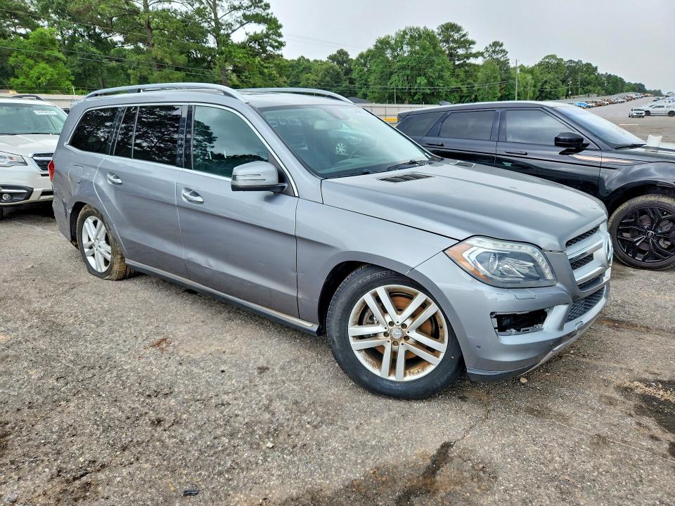 54987836 :رقم المزاد ، 4JGDF6EEXFA561733 vin ، 2015 Mercedes-benz Gl مزاد بيع