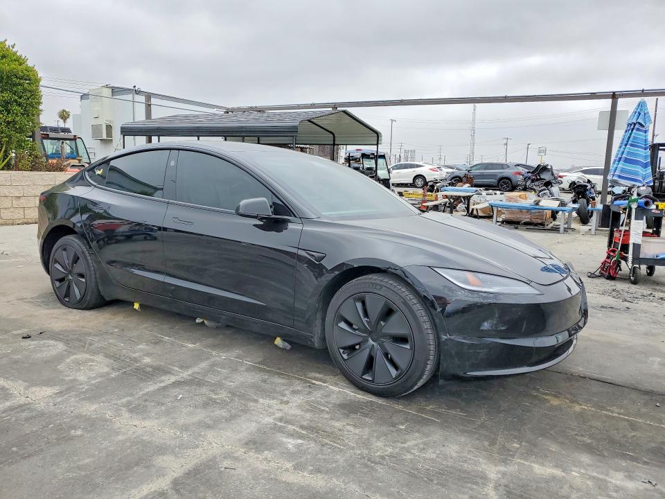 52561206 :رقم المزاد ، 5YJ3E1EA5RF829909 vin ، 2024 Tesla Model 3 مزاد بيع