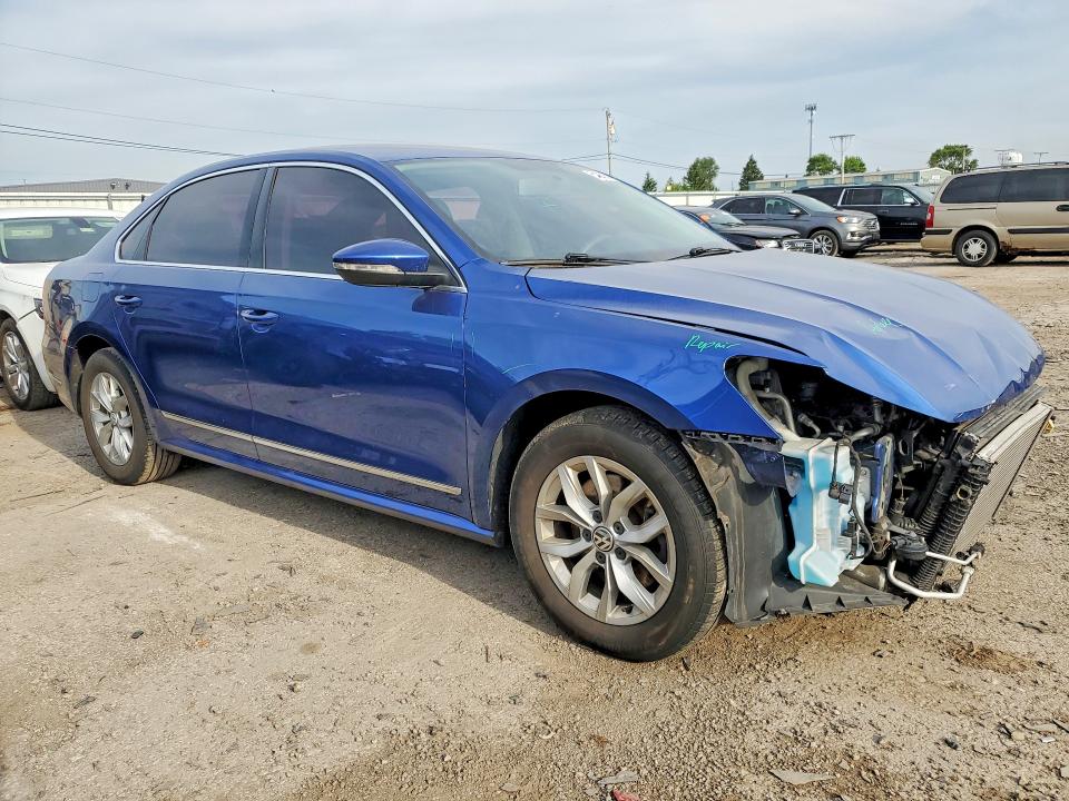 Продажа на аукционе авто 2017 Volkswagen Passat, vin: 1VWAT7A30HC050580, номер лота: 54863586