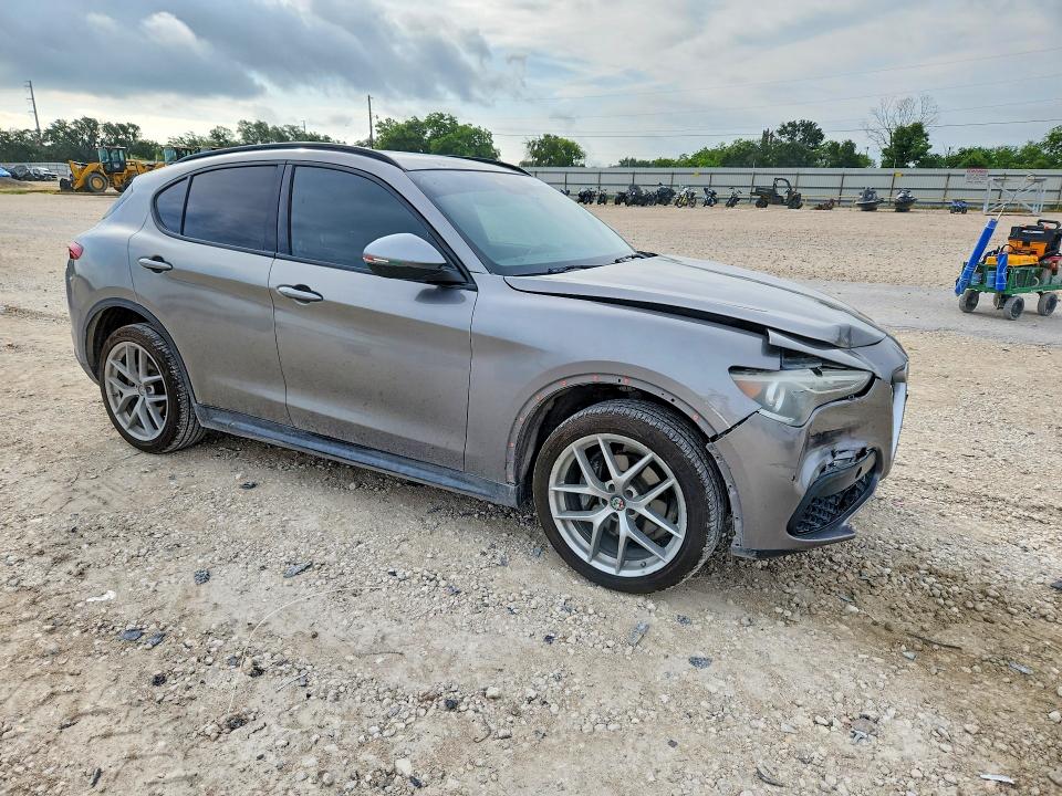 Aukcja sprzedaży 2018 Alfa Romeo Stelvio, vin: ZASFAKNN8J7B80173, numer aukcji: 54465236