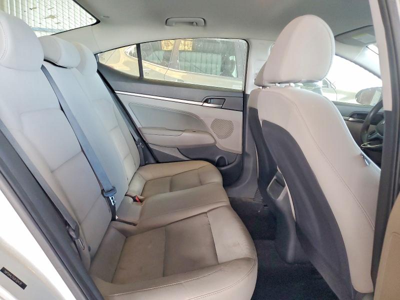 54700796 :رقم المزاد ، 5NPD84LF6JH304181 vin ، 2018 Hyundai Elantra مزاد بيع