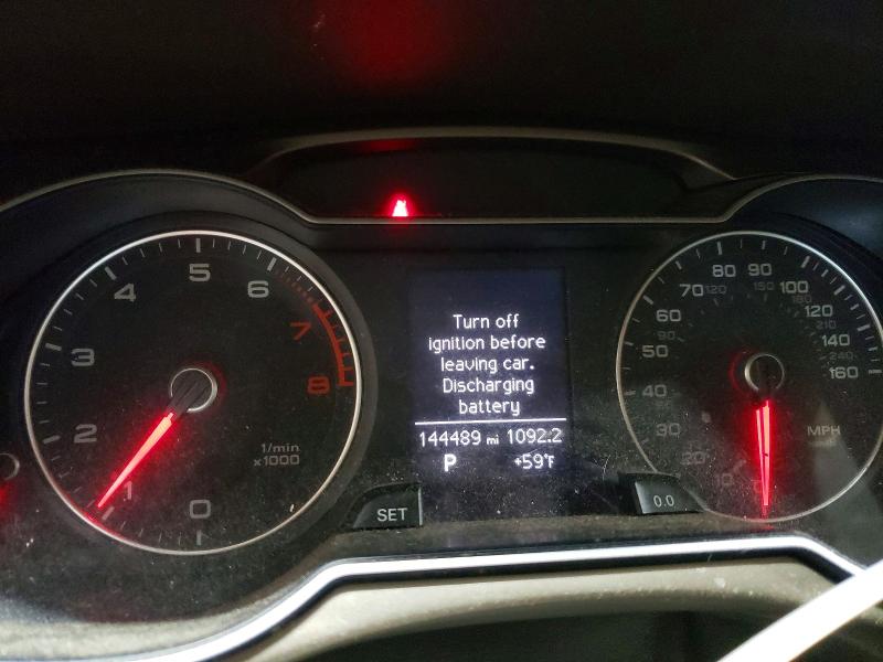 2013 Audi A4 მანქანა იყიდება აუქციონზე, vin: WAUFFAFL9DN049087, აუქციონის ნომერი: 52664756