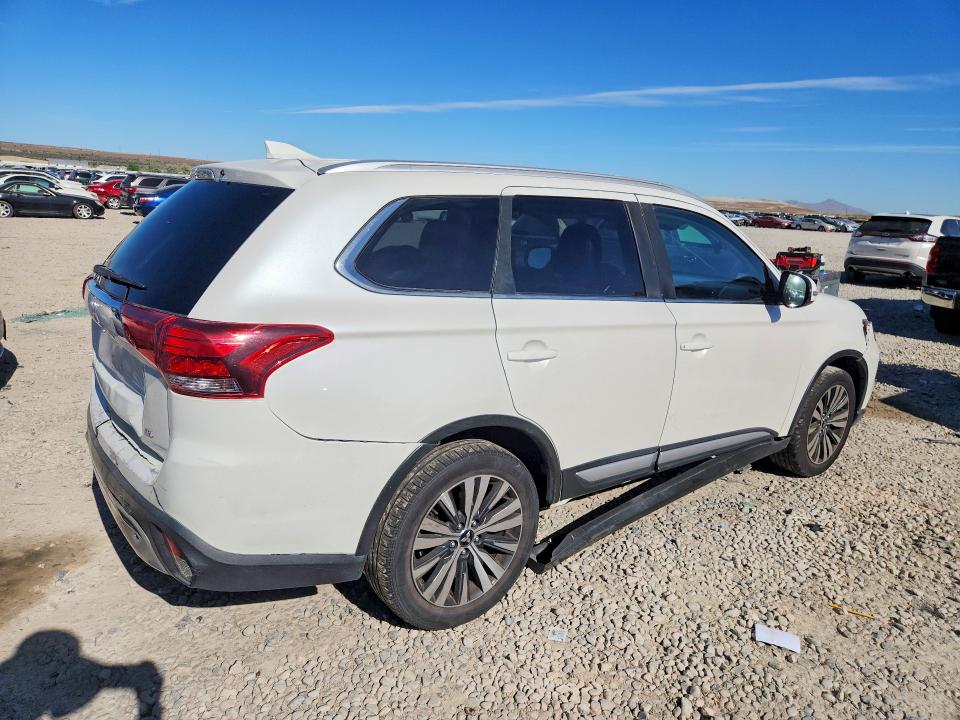 Продаж на аукціоні авто 2020 Mitsubishi Outlander, vin: JA4AZ3A38LZ018860, номер лоту: 53922526