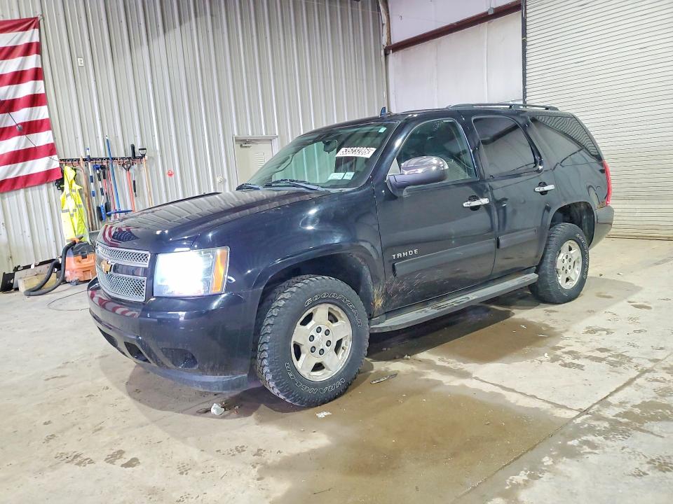 2011 Chevrolet Tahoe მანქანა იყიდება აუქციონზე, vin: 1GNSKAE03BR233555, აუქციონის ნომერი: 53523286
