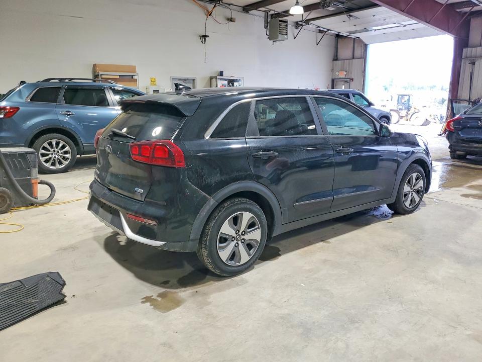 2018 Kia Niro მანქანა იყიდება აუქციონზე, vin: KNDCB3LC1J5118612, აუქციონის ნომერი: 51787586