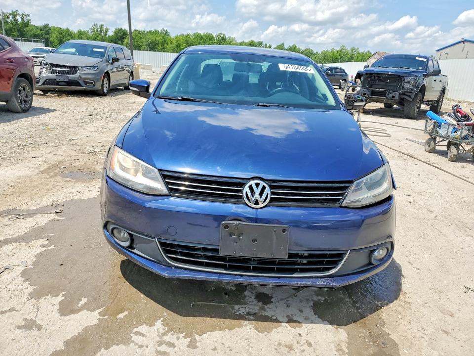 54104506 :رقم المزاد ، 3VWLL7AJ5DM275660 vin ، 2013 Volkswagen Jetta مزاد بيع