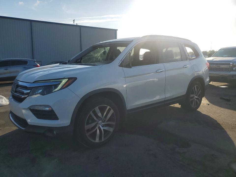 Продаж на аукціоні авто 2017 Honda Pilot, vin: 5FNYF5H93HB007698, номер лоту: 54400936