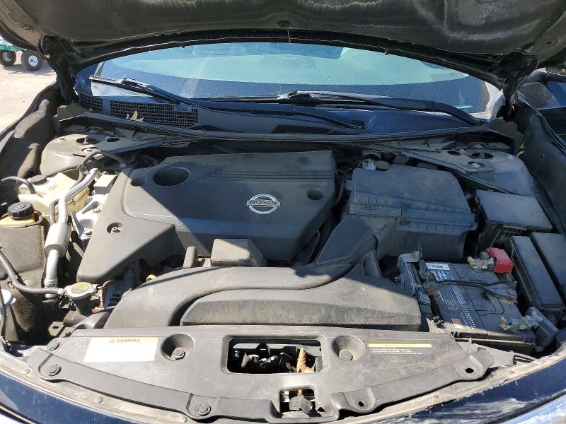 2014 Nissan Altima მანქანა იყიდება აუქციონზე, vin: 1N4AL3AP5EC117870, აუქციონის ნომერი: 52302966