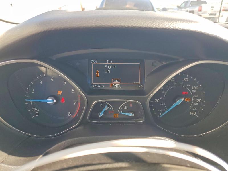 53889526 :رقم المزاد ، 1FADP3F25FL221548 vin ، 2015 Ford Focus مزاد بيع