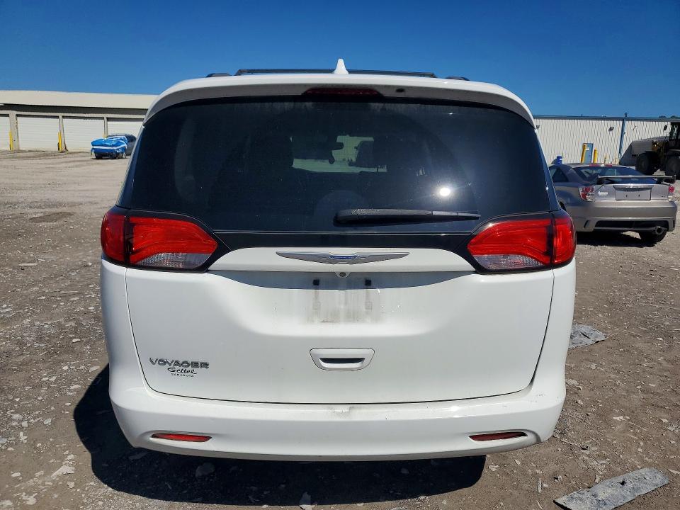 Продаж на аукціоні авто 2020 Chrysler Voyager, vin: 2C4RC1DG2LR156823, номер лоту: 52905746