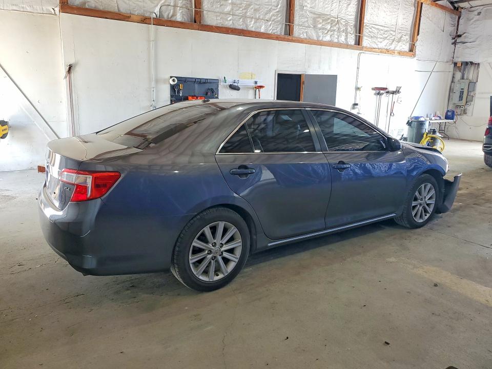 2014 Toyota Camry მანქანა იყიდება აუქციონზე, vin: 4T4BF1FK5ER348187, აუქციონის ნომერი: 52693816