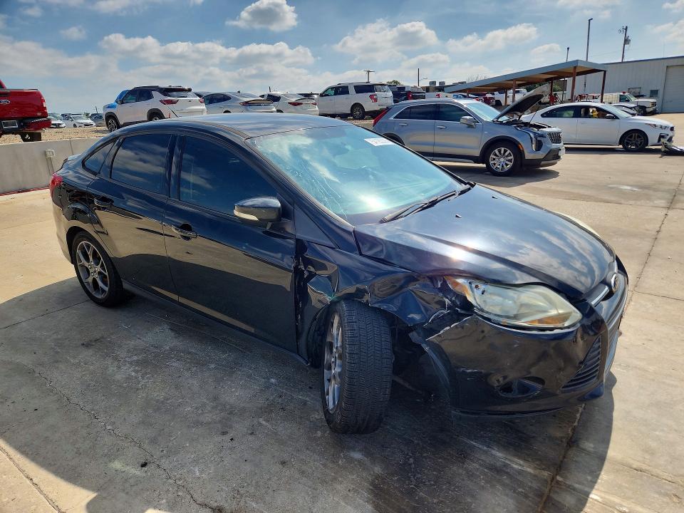 54165326 :رقم المزاد ، 1FADP3F27EL352852 vin ، 2014 Ford Focus مزاد بيع