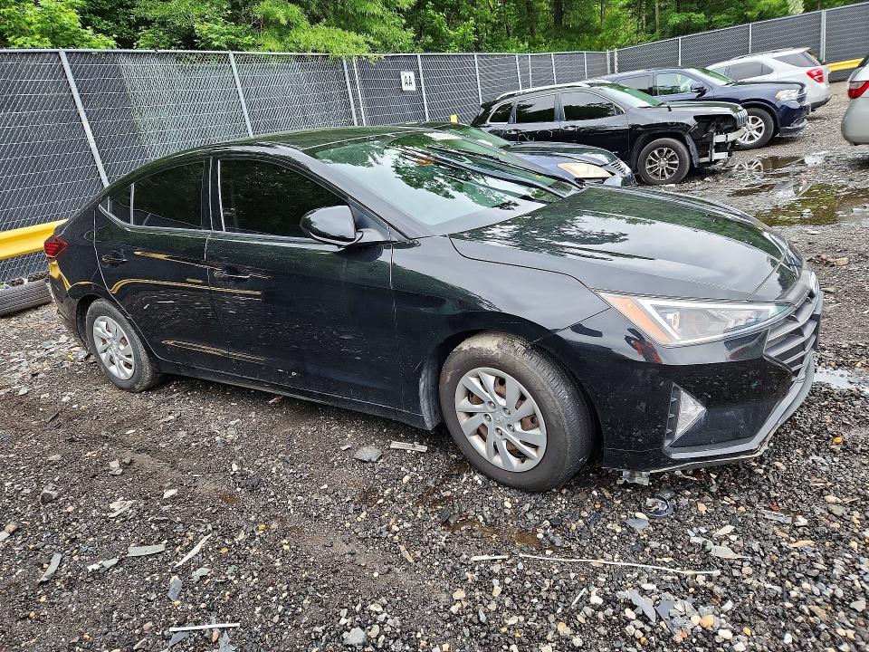 2020 Hyundai Elantra მანქანა იყიდება აუქციონზე, vin: 5NPD74LF1LH586932, აუქციონის ნომერი: 55011146