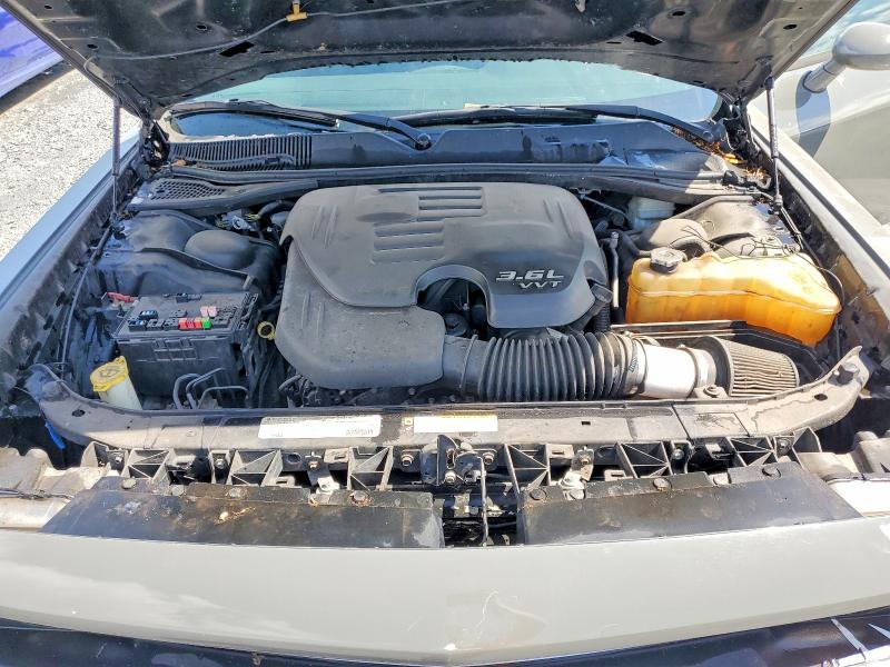 55674546 :رقم المزاد ، 2B3CJ4DG1BH535069 vin ، 2011 Dodge Challenger مزاد بيع