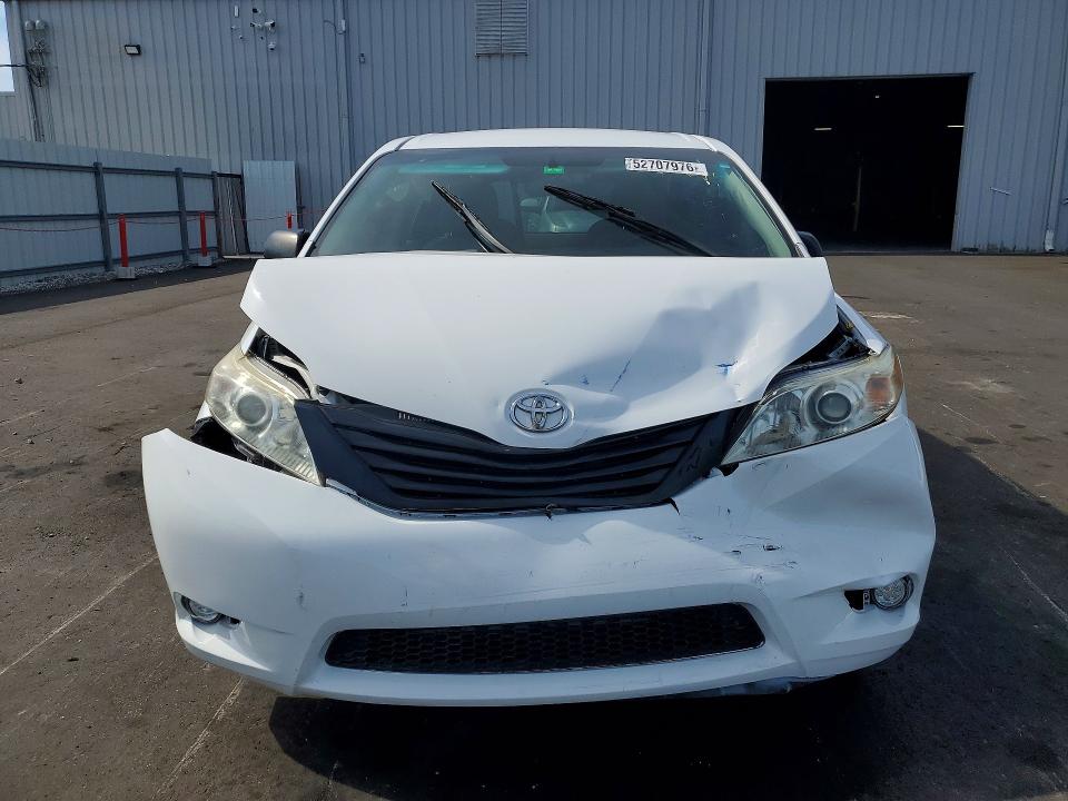 Продаж на аукціоні авто 2017 Toyota Sienna, vin: 5TDZZ3DCXHS826415, номер лоту: 52707976