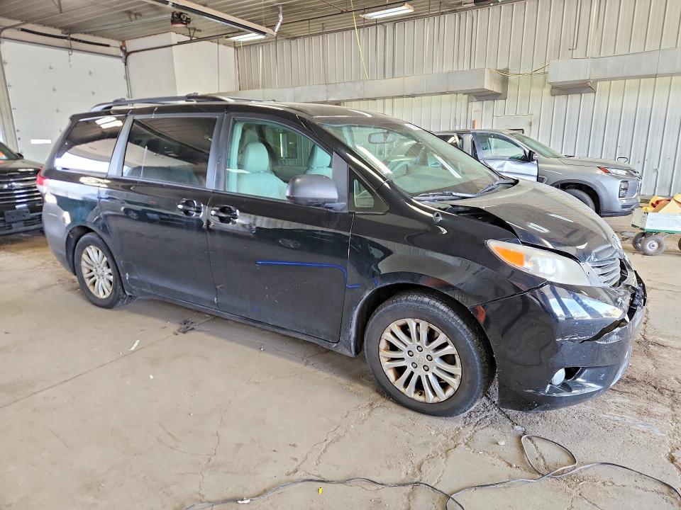 Aukcja sprzedaży 2011 Toyota Sienna, vin: 5TDYK3DC2BS007888, numer aukcji: 55421606