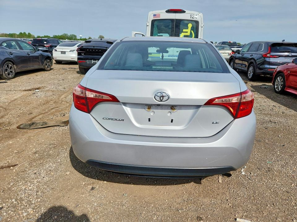 54145256 :رقم المزاد ، 2T1BURHE7KC175985 vin ، 2019 Toyota Corolla مزاد بيع