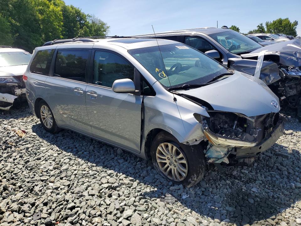 Aukcja sprzedaży 2014 Toyota Sienna, vin: 5TDYK3DC4ES433277, numer aukcji: 55230586