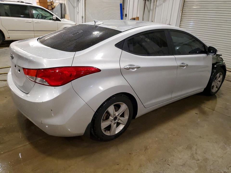 Продаж на аукціоні авто 2012 Hyundai Elantra, vin: KMHDH4AE3CU346936, номер лоту: 51101106