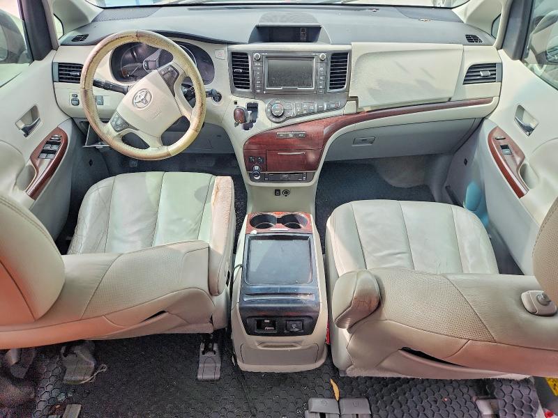 Продажа на аукционе авто 2011 Toyota Sienna, vin: 5TDYK3DC2BS120627, номер лота: 53647956