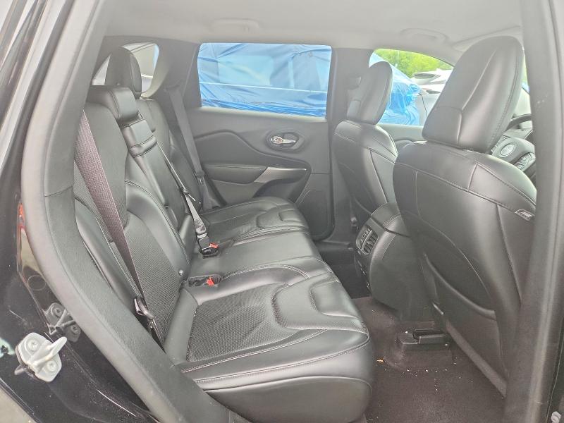 52594686 :رقم المزاد ، 1C4PJMDN2KD158974 vin ، 2019 Jeep Cherokee مزاد بيع