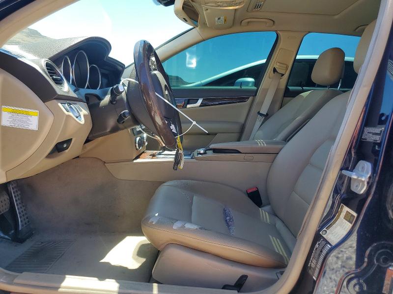 Продажа на аукционе авто 2013 Mercedes-benz C, vin: WDDGF8AB5DA833116, номер лота: 52525906