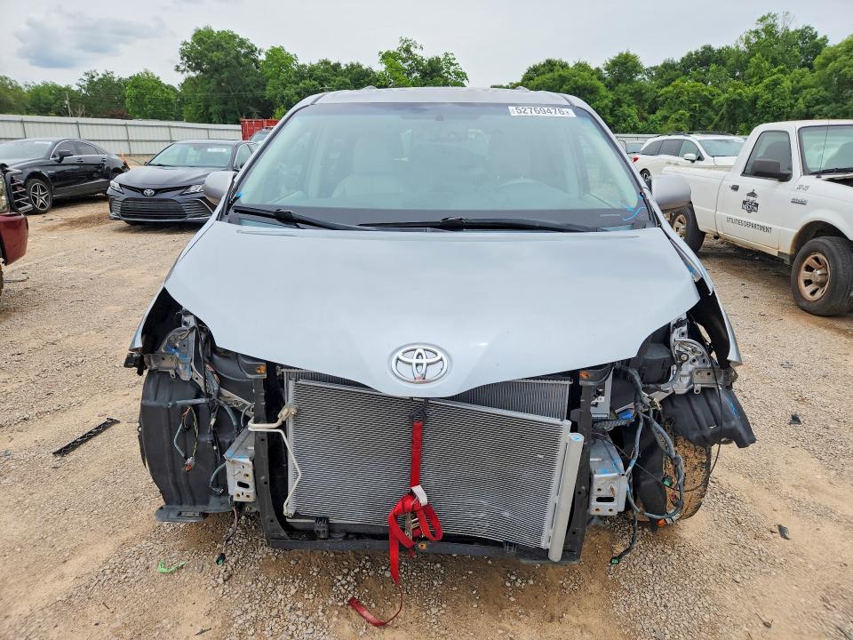 Продажа на аукционе авто 2013 Toyota Sienna, vin: 5TDYK3DC4DS323618, номер лота: 52769476